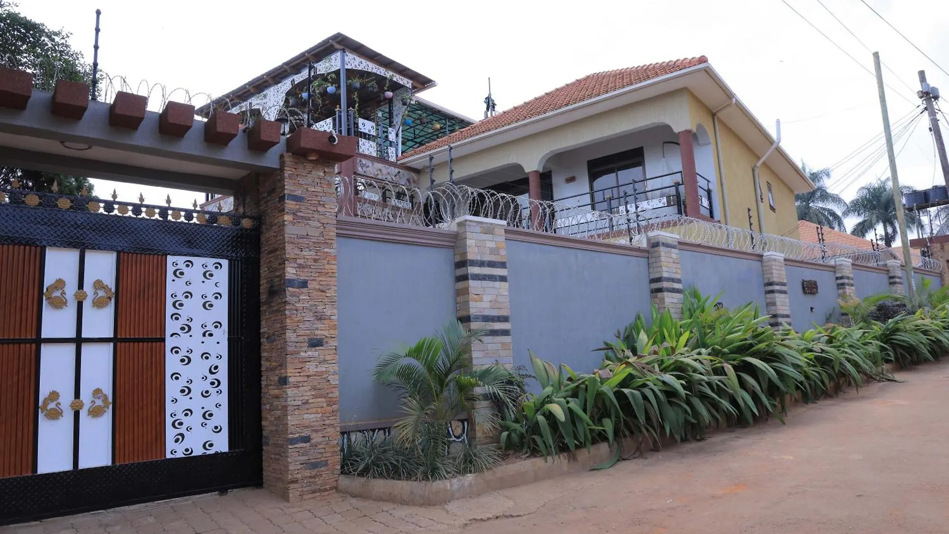 Ag Home Studio - Kampala